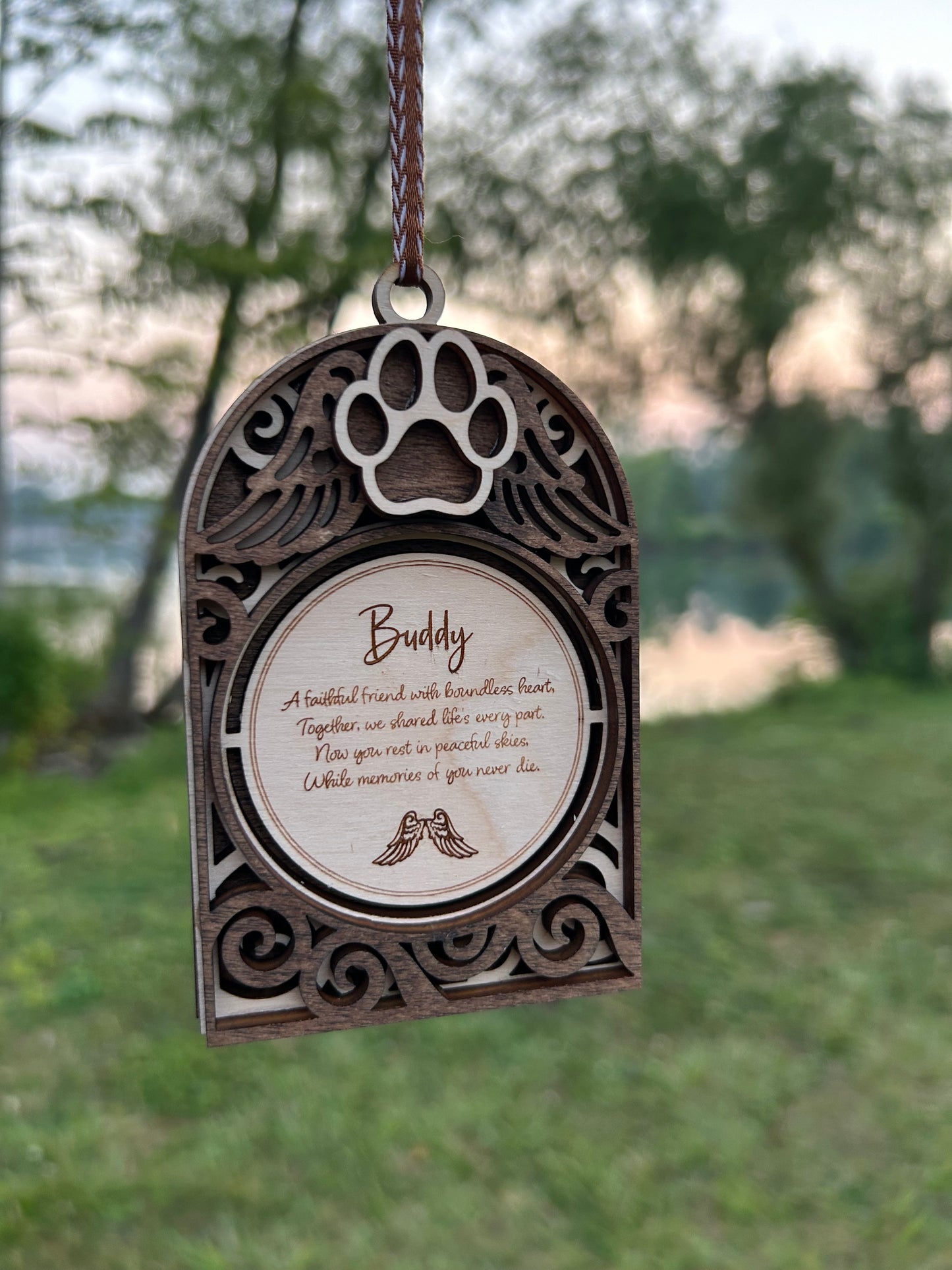 Pet memorial ornament