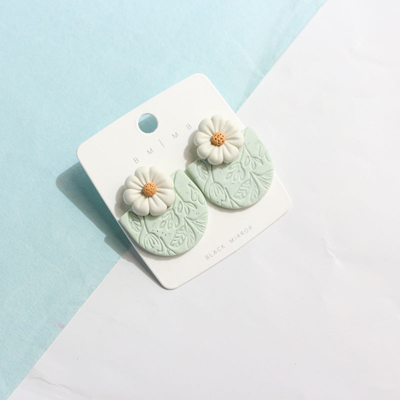 *RTS* Daisy Pastel Drop Studs