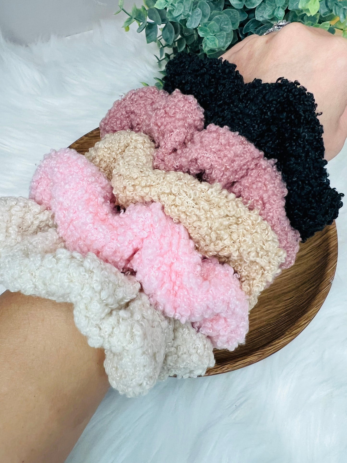 *RTS* Teddy Bear Scrunchies