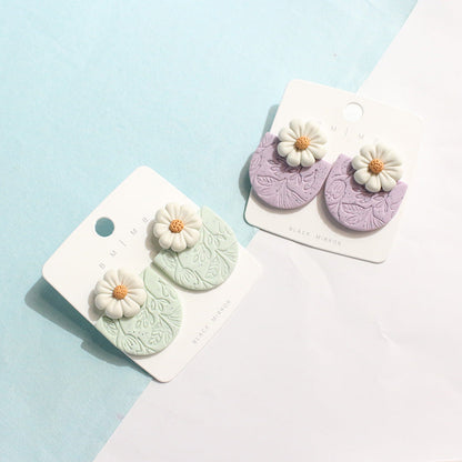 *RTS* Daisy Pastel Drop Studs