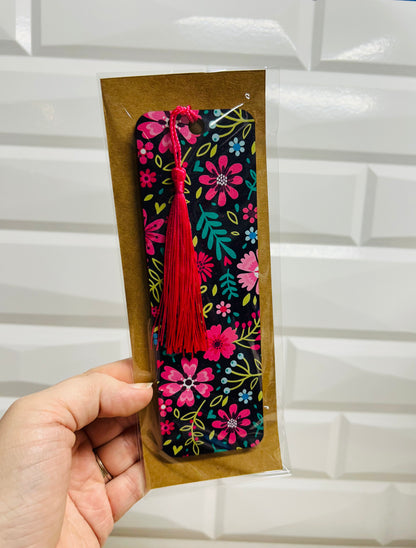 Patterned bookmarks