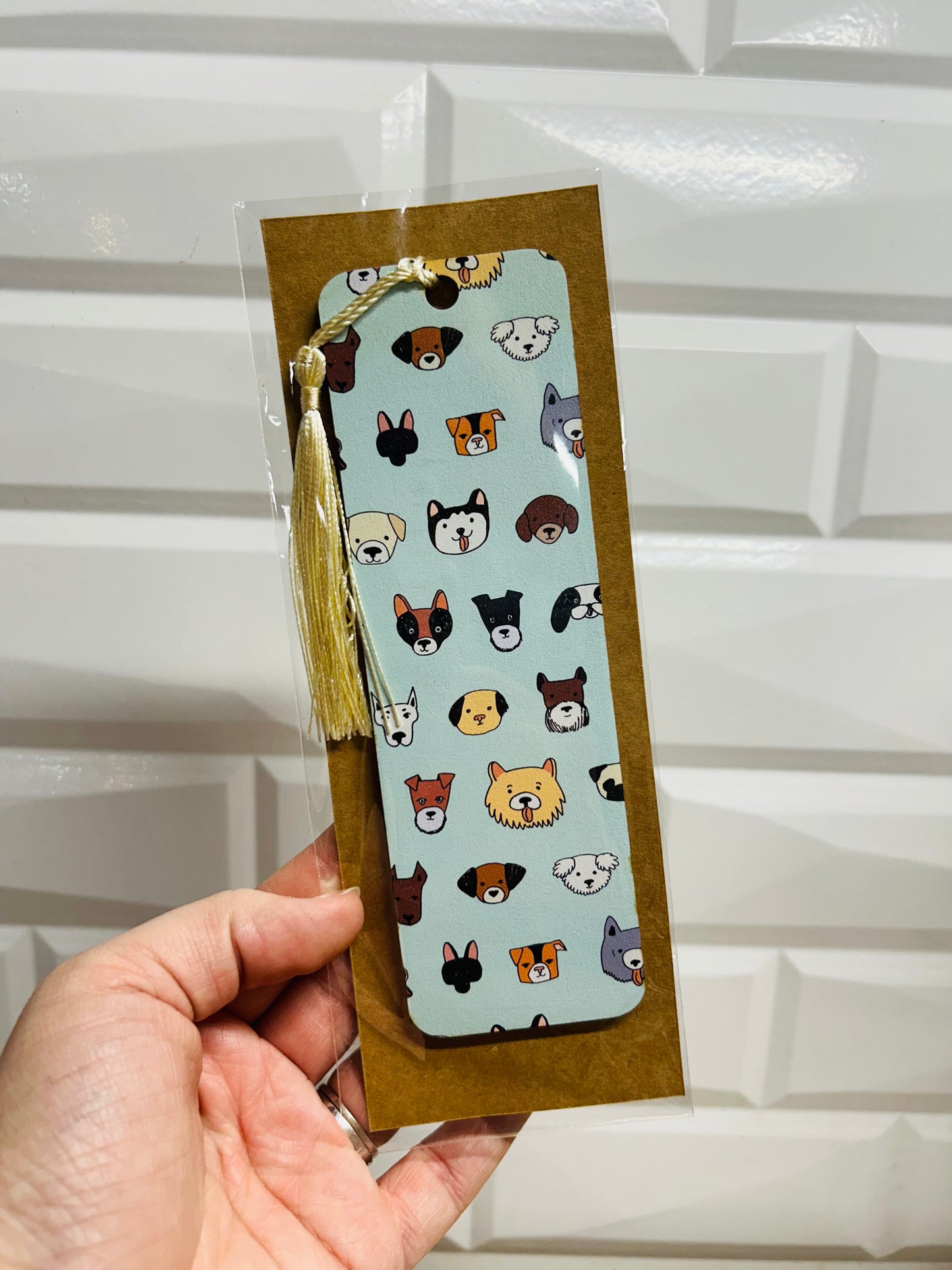 Patterned bookmarks